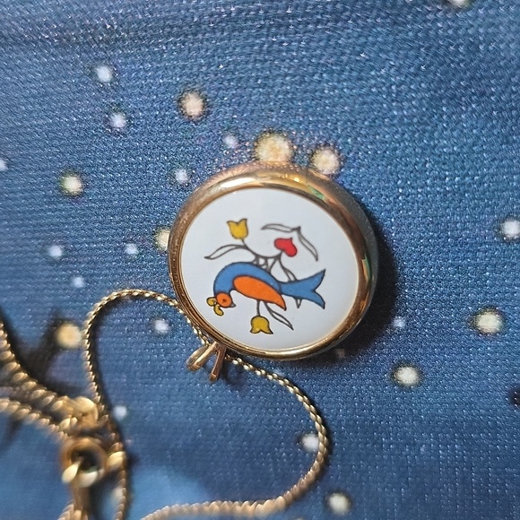 1982 Dutch Folk Bird Pendant - Picture 8 of 11